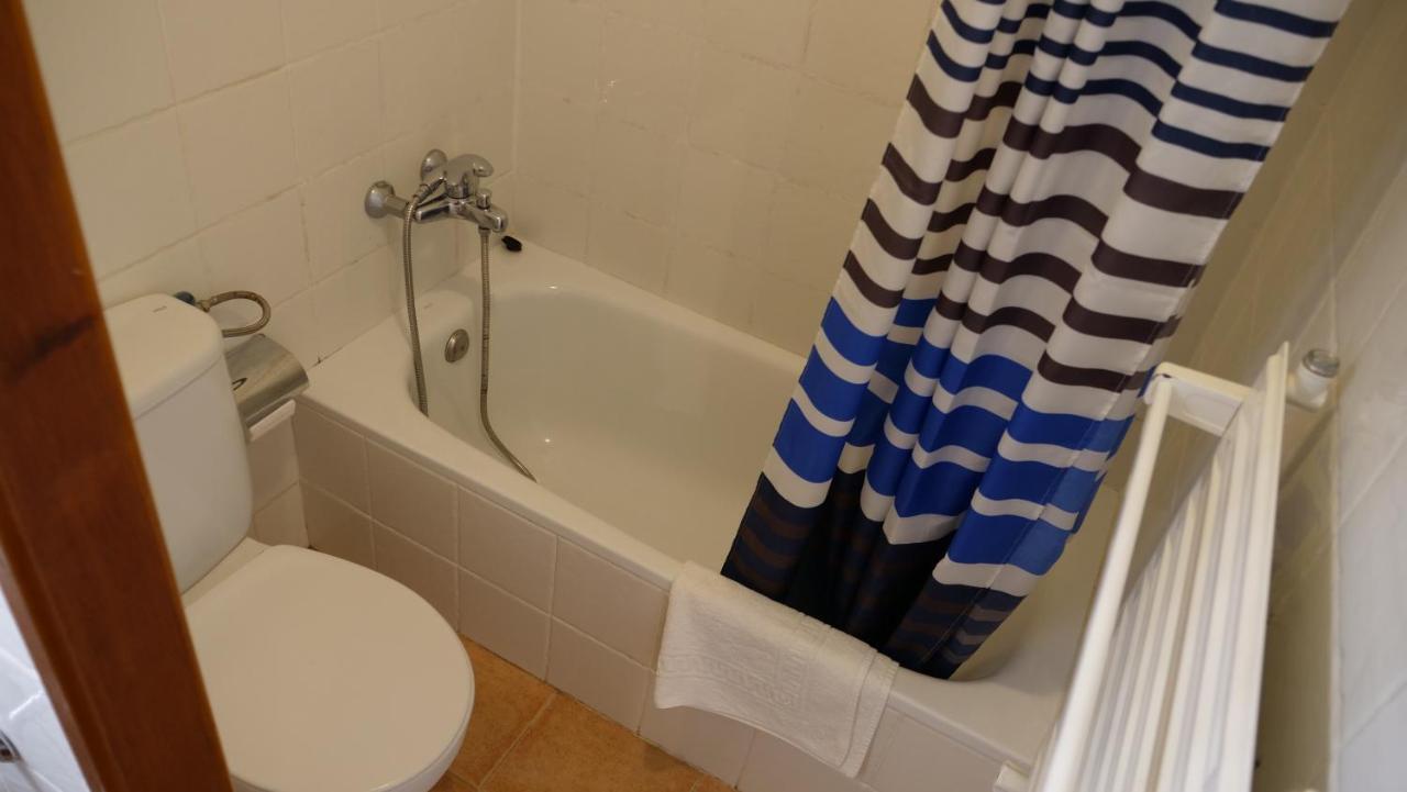 Apartaments Fontalba เกราลบ์ส ภายนอก รูปภาพ